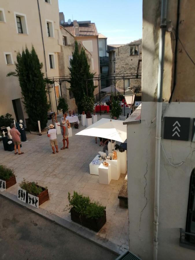 Le Petit Ventoux Village Malaucène Exteriör bild